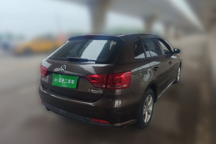 Used Volkswagen Gran Lavida 2013 1.6L Automatic Fashion Model Rear Right 45 Deg
