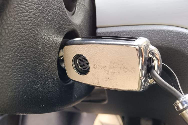Used Volkswagen Gran Lavida 2013 1.6L Automatic Fashion Model Vehicle Key