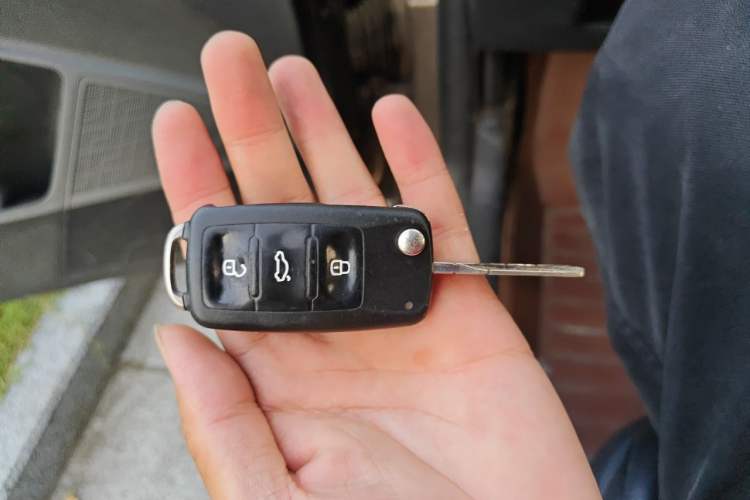 Used Volkswagen Gran Lavida 2013 1.6L Automatic Comfort Model Vehicle Key