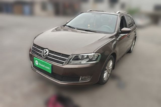 Used Volkswagen Gran Lavida 2013 1.6L Manual Comfort Model