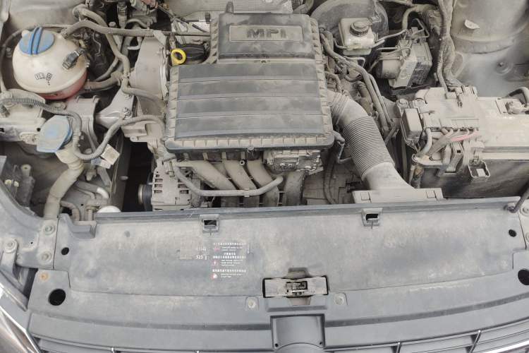 Used Volkswagen Gran Lavida 2013 1.6L Automatic Comfort Model Engine Bay