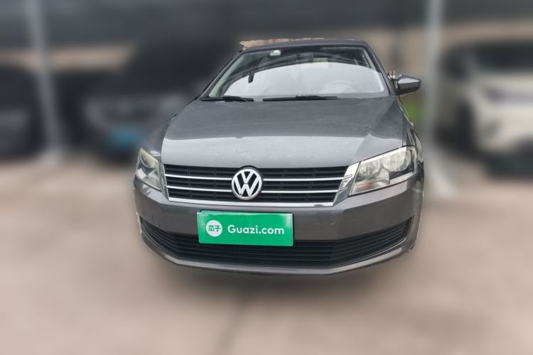 Used Volkswagen Gran Lavida 2013 1.6L Automatic Fashion Model Front