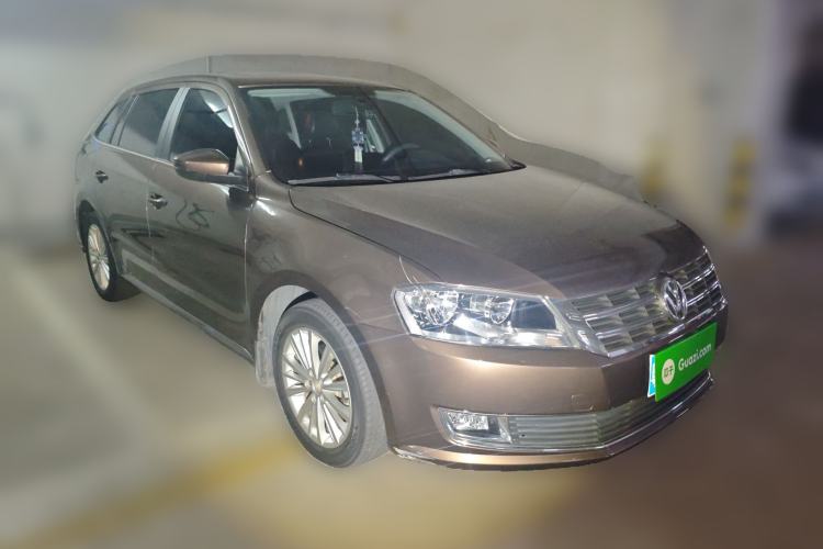 Used Volkswagen Gran Lavida 2013 1.6L Automatic Comfort Model Front Right 45 Deg
