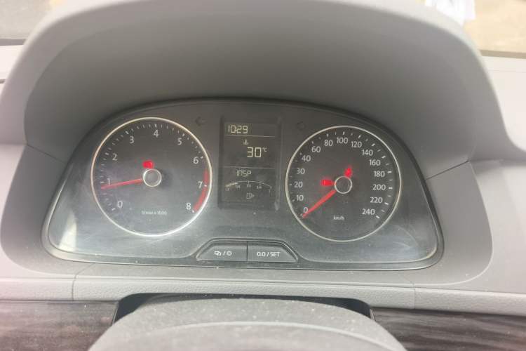 Used Volkswagen Gran Lavida 2013 1.6L Manual Comfort Model Instrument Cluster