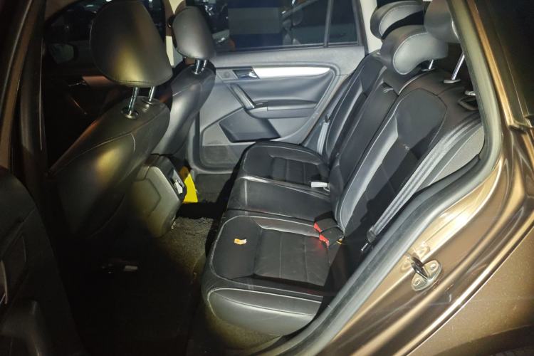 Used Volkswagen Gran Lavida 2013 1.6L Automatic Comfort Model Left Rear Seat