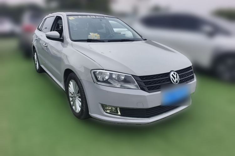 Used Volkswagen Gran Lavida 2013 1.6L Automatic Comfort Model Front Right 45 Deg