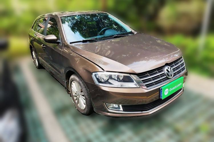 Used Volkswagen Gran Lavida 2013 1.6L Manual Comfort Model Front Right 45 Deg