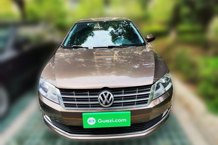 Used Volkswagen Gran Lavida 2013 1.6L Manual Comfort Model Front