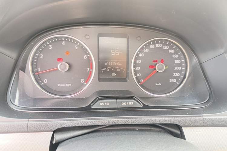 Used Volkswagen Gran Lavida 2013 1.6L Automatic Comfort Model Instrument Cluster
