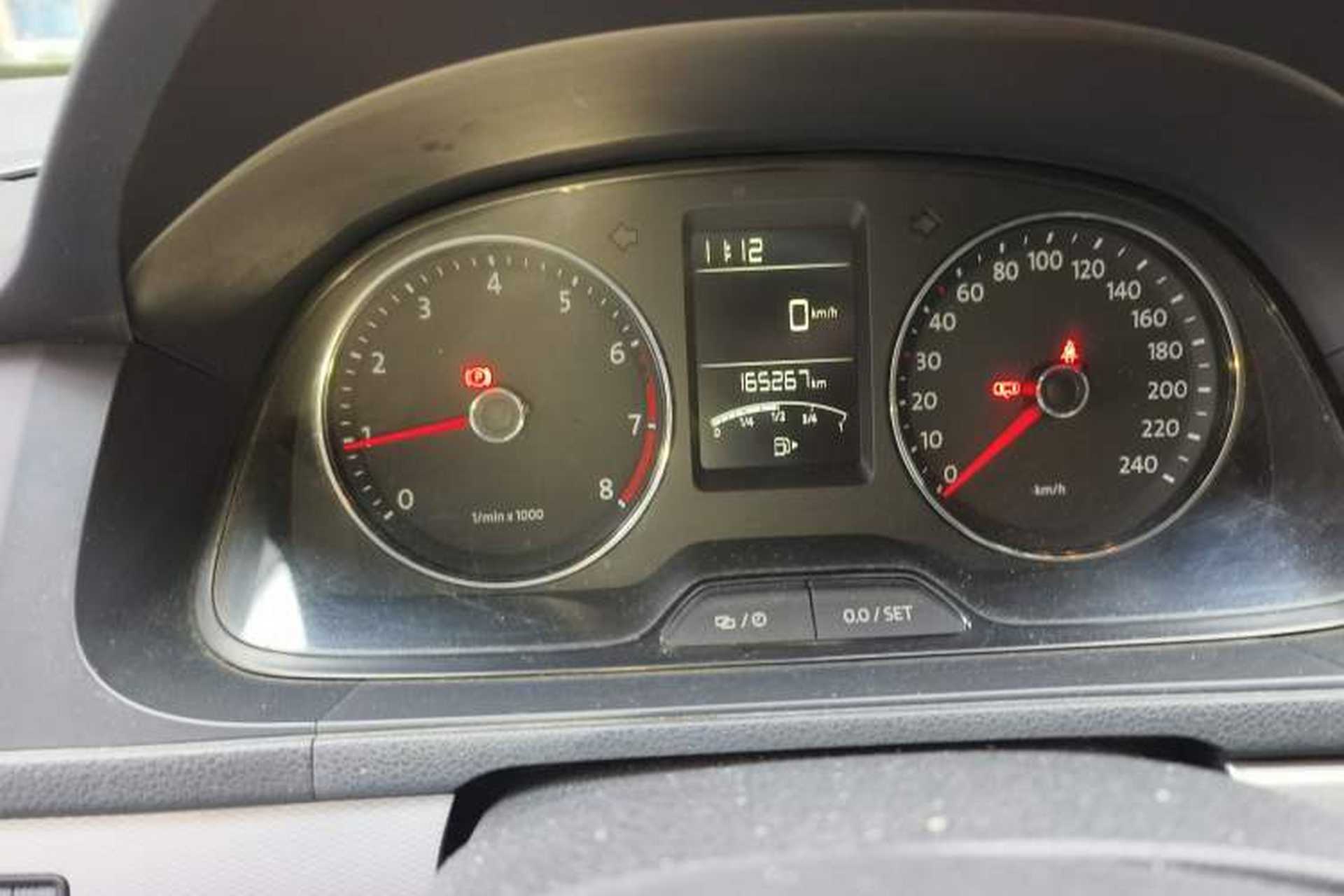 Used Volkswagen Gran Lavida 2013 1.6L Manual Comfort Model Instrument Cluster