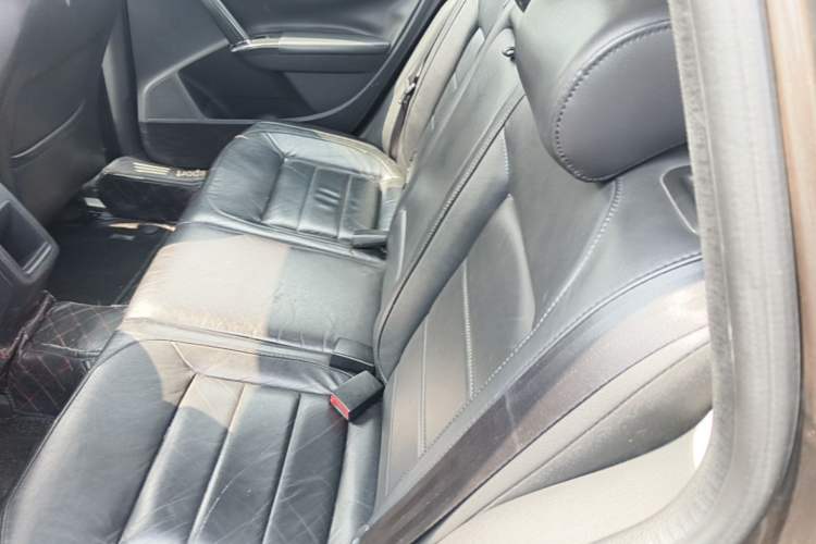 Used Volkswagen Gran Lavida 2013 1.6L Automatic Comfort Model Left Rear Seat