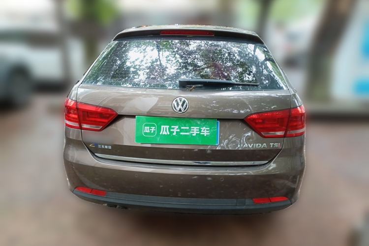 Used Volkswagen Gran Lavida 2013 1.4 TSI Automatic Comfort Model Rear
