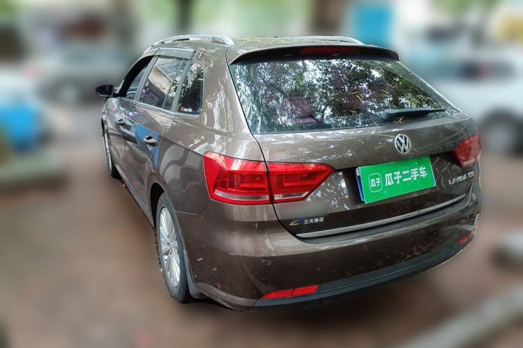 Used Volkswagen Gran Lavida 2013 1.4 TSI Automatic Comfort Model Rear Left 45 Deg
