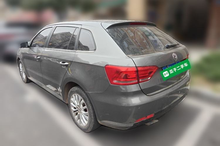 Used Volkswagen Gran Lavida 2013 1.4 TSI Automatic Luxury Model Rear Left 45 Deg
