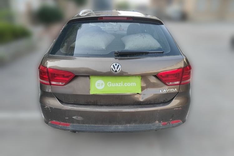 Used Volkswagen Gran Lavida 2013 1.6L Manual Fashion Model Rear