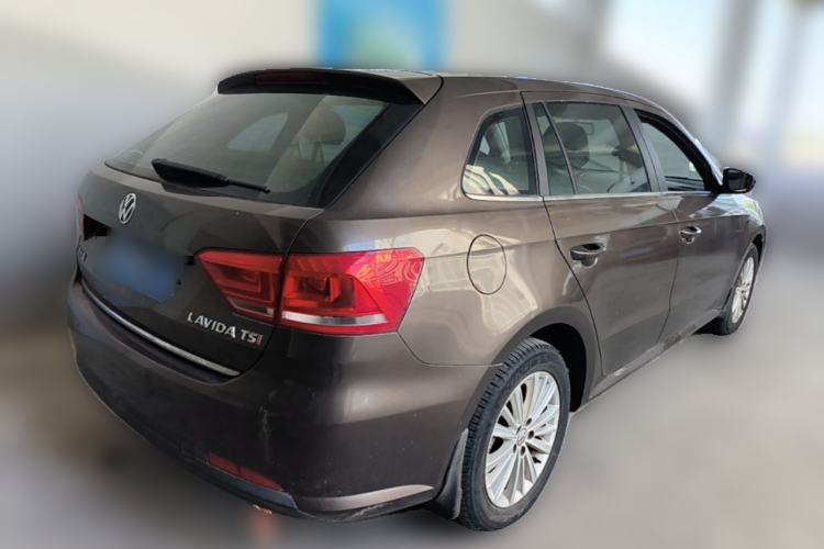 Used Volkswagen Gran Lavida 2013 1.4 TSI Automatic Comfort Model Rear Right 45 Deg