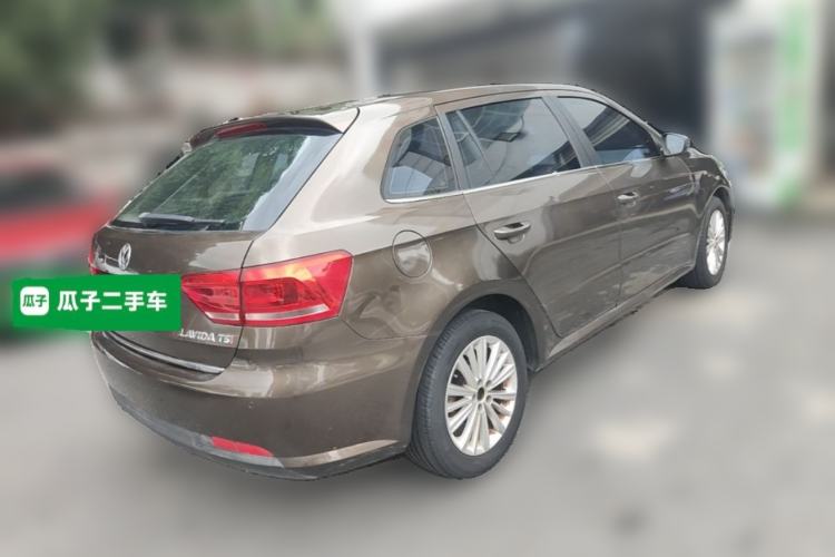Used Volkswagen Gran Lavida 2013 1.4 TSI Automatic Comfort Model Rear Right 45 Deg