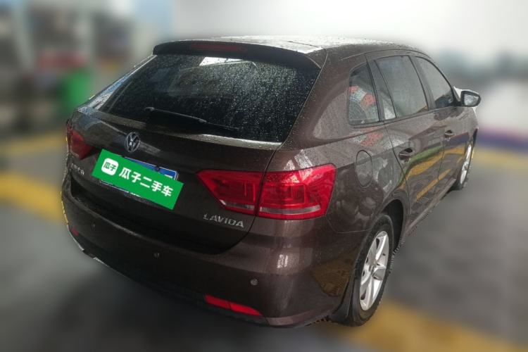 Used Volkswagen Gran Lavida 2013 1.6L Automatic Fashion Model Rear Right 45 Deg