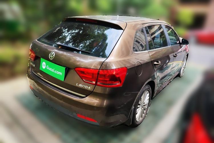 Used Volkswagen Gran Lavida 2013 1.6L Manual Comfort Model Rear Right 45 Deg