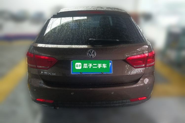 Used Volkswagen Gran Lavida 2013 1.6L Automatic Fashion Model Rear