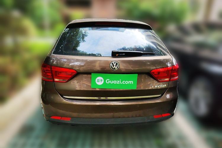 Used Volkswagen Gran Lavida 2013 1.6L Manual Comfort Model Rear
