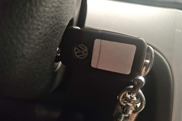 Used Volkswagen Gran Lavida 2013 1.6L Automatic Comfort Model Vehicle Key