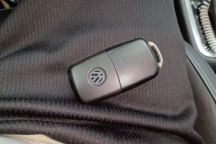 Used Volkswagen Gran Lavida 2013 1.4 TSI Automatic Comfort Model Vehicle Key