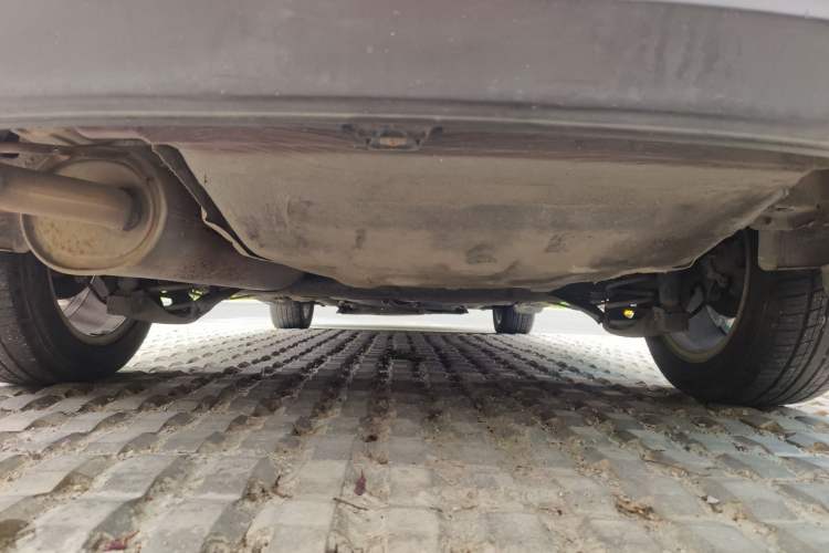 Used Volkswagen Gran Lavida 2013 1.6L Automatic Comfort Model Chassis Rear