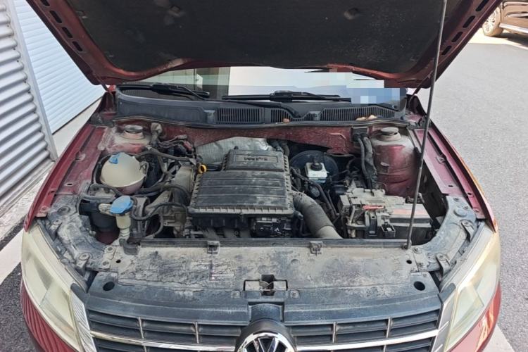 Used Volkswagen Gran Lavida 2013 1.4 TSI Automatic Comfort Model Engine Bay