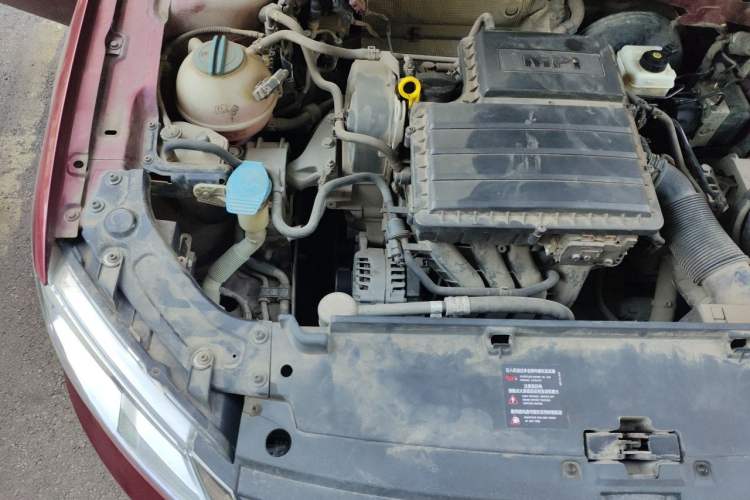 Used Volkswagen Gran Lavida 2013 1.6L Automatic Comfort Model Engine Bay Right