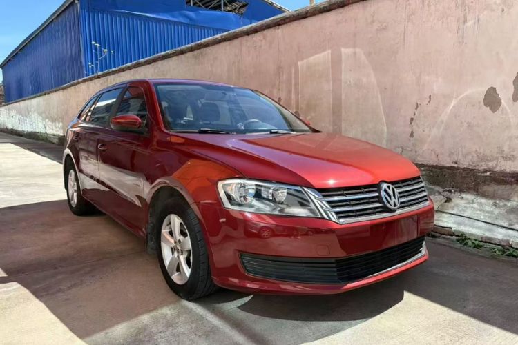 Used Volkswagen Gran Lavida 2013 1.6L Automatic Fashion Model Exterior 2