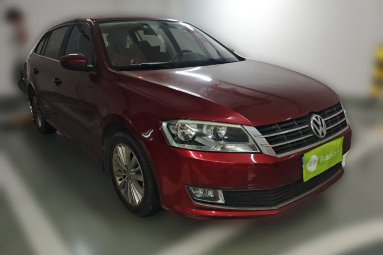 Used Volkswagen Gran Lavida 2013 1.6L Automatic Comfort Model Front Right 45 Deg