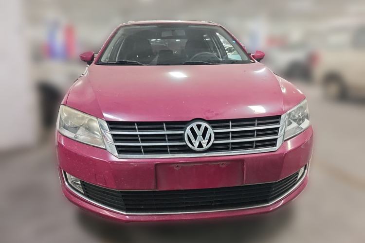 Used Volkswagen Gran Lavida 2013 1.4 TSI Automatic Comfort Model Front