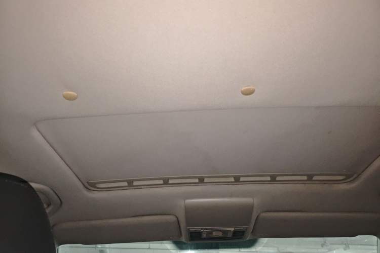 Used Volkswagen Gran Lavida 2013 1.4 TSI Automatic Comfort Model Headliner