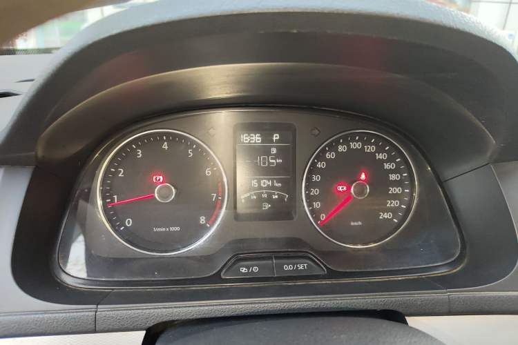 Used Volkswagen Gran Lavida 2013 1.6L Automatic Comfort Model Instrument Cluster