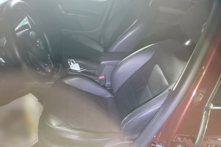Used Volkswagen Gran Lavida 2013 1.6L Automatic Comfort Model Left Front Seat