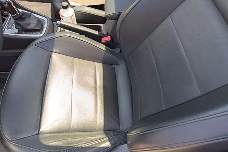 Used Volkswagen Gran Lavida 2013 1.6L Automatic Comfort Model Left Front Seat