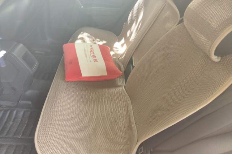 Used Volkswagen Gran Lavida 2013 1.6L Automatic Comfort Model Left Rear Seat