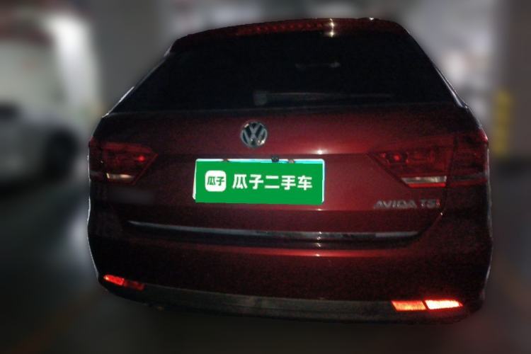 Used Volkswagen Gran Lavida 2013 1.4 TSI Automatic Comfort Model Rear