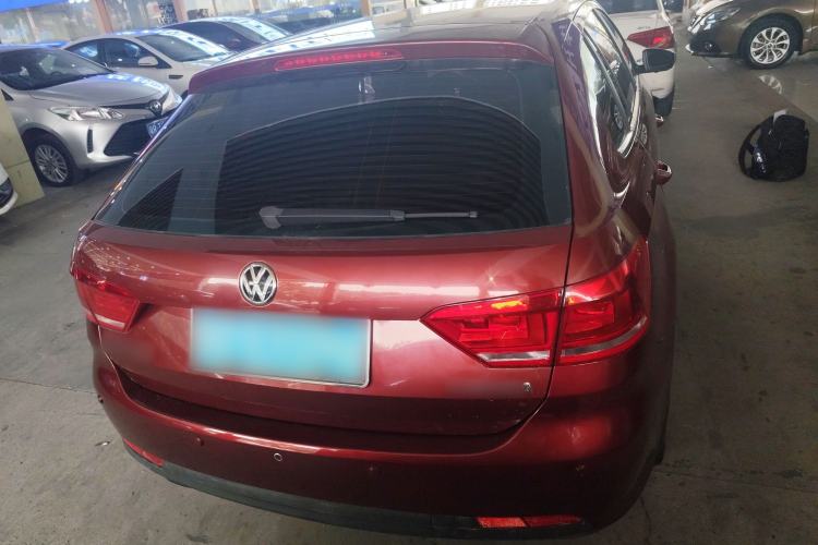 Used Volkswagen Gran Lavida 2013 1.6L Automatic Fashion Model Rear