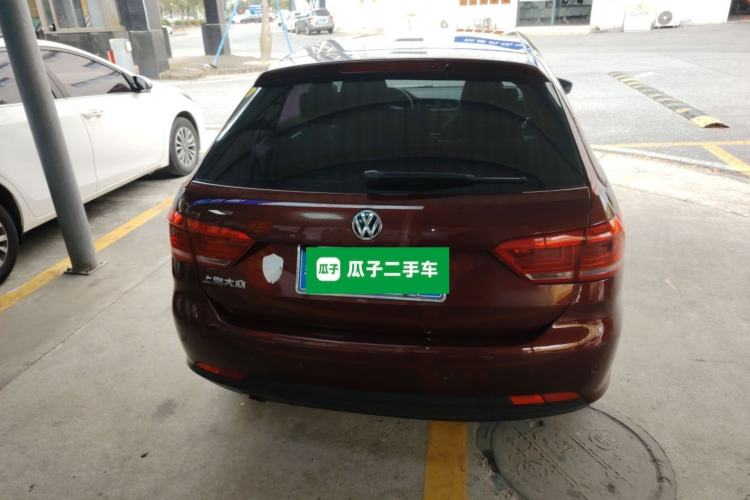 Used Volkswagen Gran Lavida 2013 1.6L Automatic Fashion Model Rear