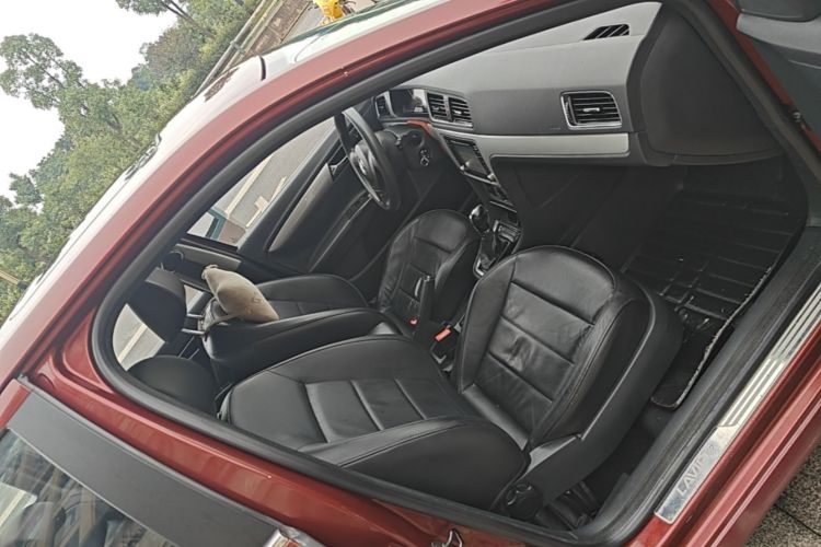 Used Volkswagen Gran Lavida 2013 1.6L Automatic Comfort Model Right Front Seat