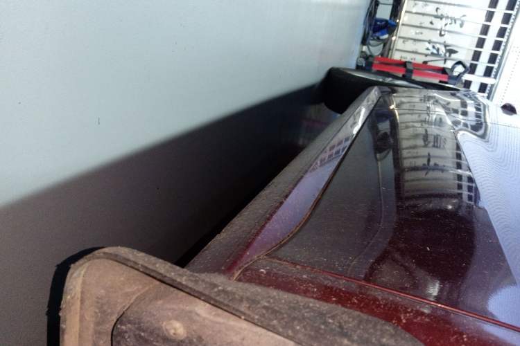 Used Volkswagen Gran Lavida 2013 1.6L Automatic Comfort Model Right Side Sill