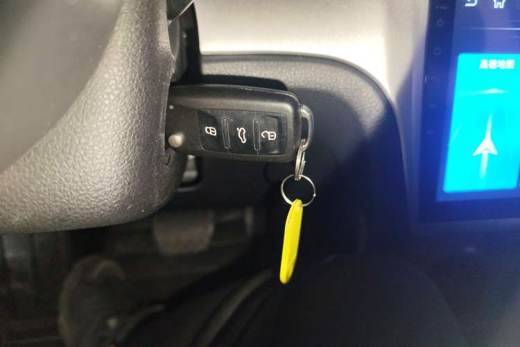 Used Volkswagen Gran Lavida 2013 1.6L Automatic Fashion Model Vehicle Key