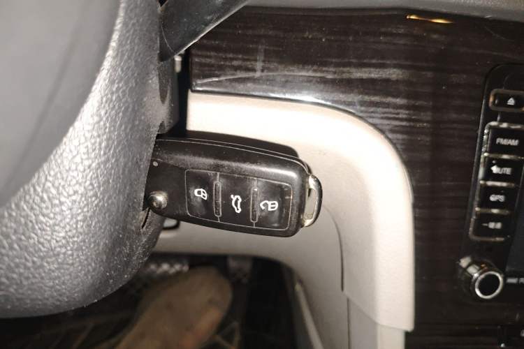 Used Volkswagen Gran Lavida 2013 1.6L Automatic Comfort Model Vehicle Key