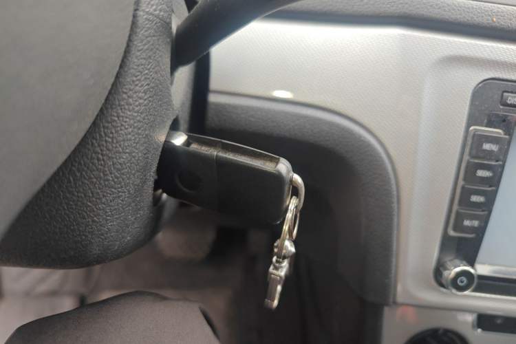 Used Volkswagen Gran Lavida 2013 1.6L Automatic Comfort Model Vehicle Key