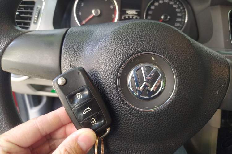 Used Volkswagen Gran Lavida 2013 1.6L Automatic Comfort Model Vehicle Key