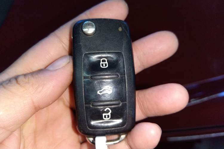Used Volkswagen Gran Lavida 2013 1.6L Automatic Comfort Model Vehicle Key