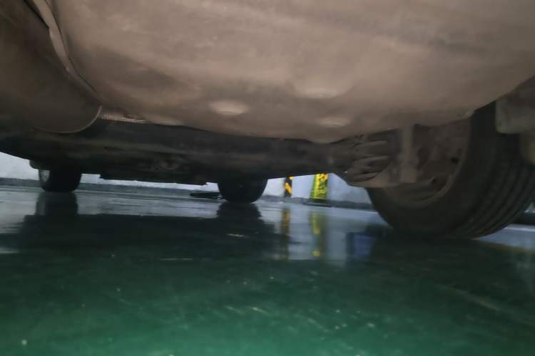 Used Volkswagen Gran Lavida 2013 1.6L Automatic Comfort Model Chassis Rear