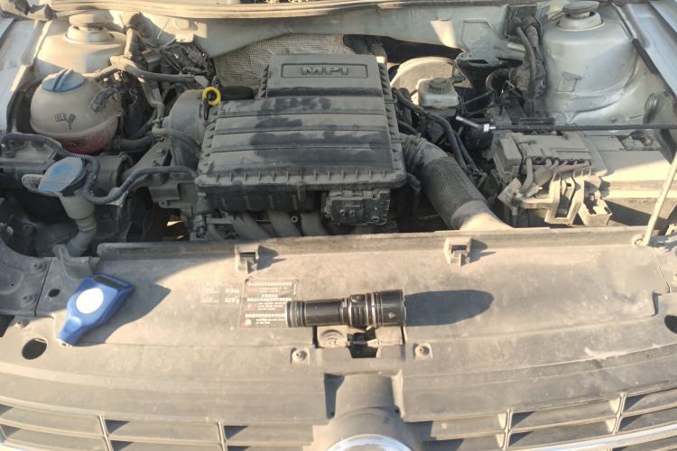 Used Volkswagen Gran Lavida 2013 1.6L Automatic Comfort Model Engine Bay
